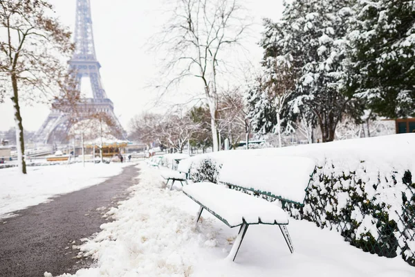 Vue Panoramique Sur Tour Eiffel Lors Une Journée Enneigée Conditions — Photo