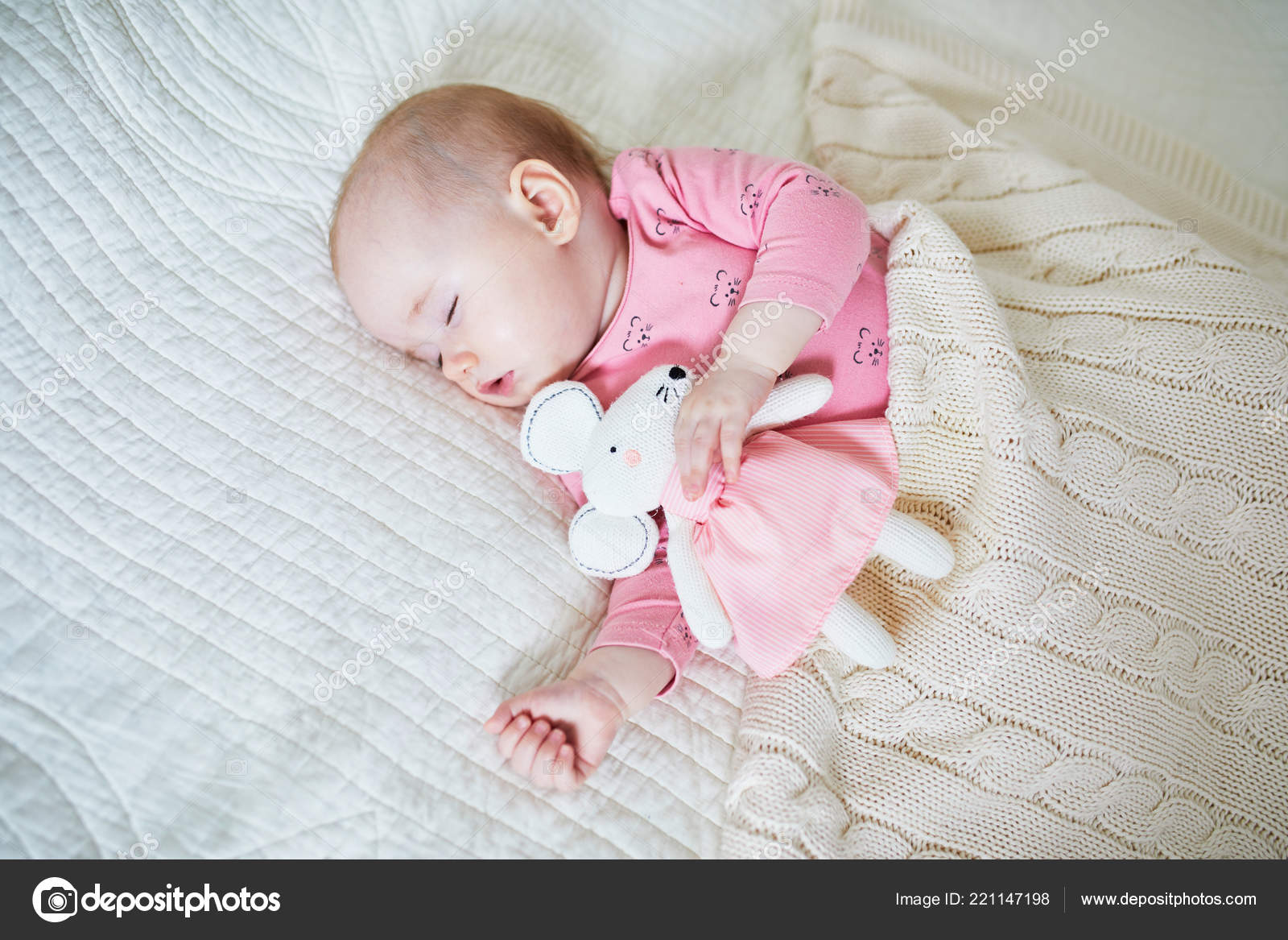 comforter baby sleep