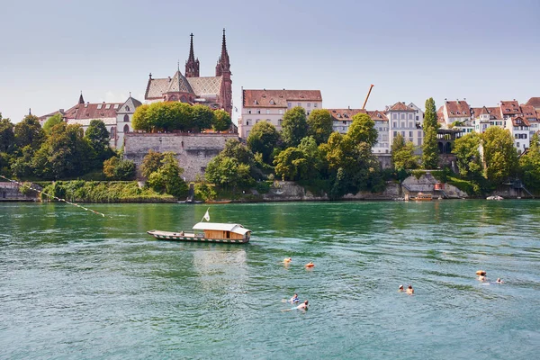 Vue Panoramique Remblai Rhin Avec Ferry Traversant Fleuve Bâle Suisse — Photo