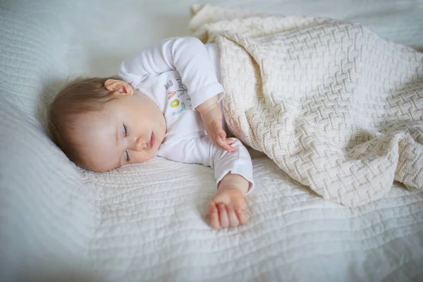 Adorable Baby Girl Sleeping Crib Knitted Blanket Small Kid Having — Stock Photo, Image