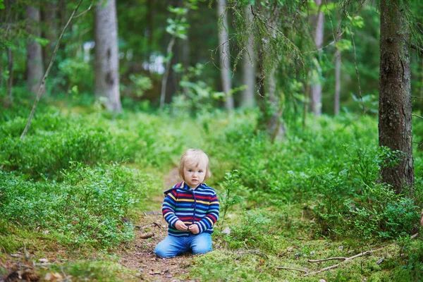 Adorable baby girl in the forest — Stock Photo, Image