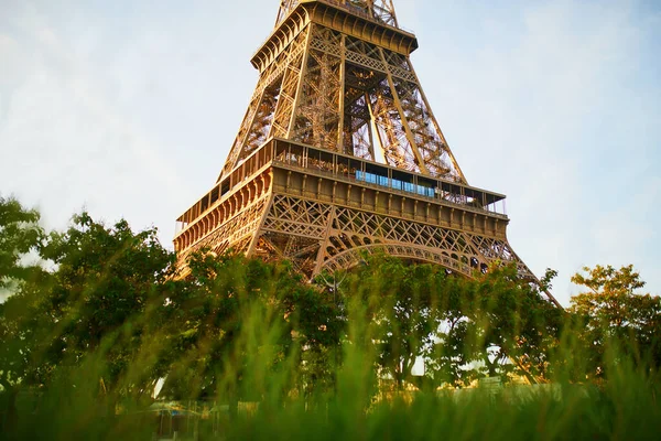 Naturskön Utsikt Över Eiffeltornet Tomma Gator Paris Utan Turister Som — Stockfoto