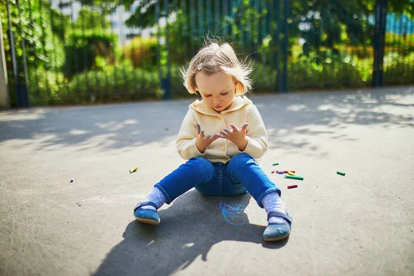 Adorable Toddler Girl Her Dirty Hands Drawing Colorful Chalks Asphalt — Stock Photo, Image