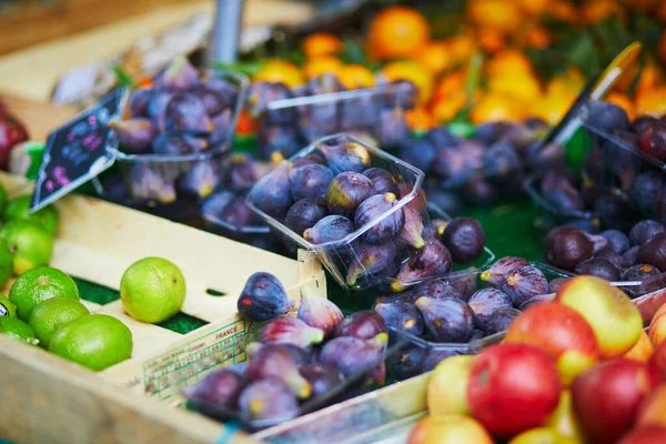 Large Heap Fresh Ripe Organic Figs Farmer Market Paris France — Stock Photo, Image