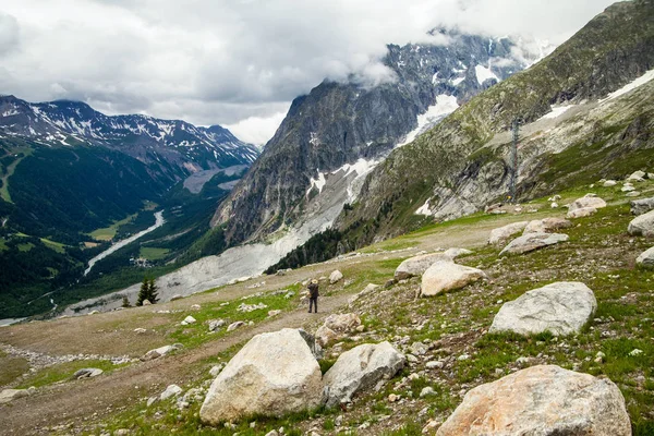 Widok Mont Blanc Pochmurny Czas Stacji Skyway Kolejka Linowa Courmayeur — Zdjęcie stockowe