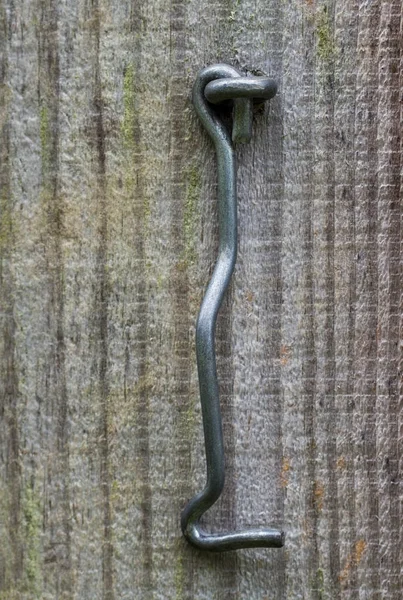 Gancho Metal Porta Madeira — Fotografia de Stock