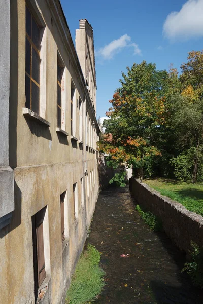 Houses Side River — Stock Photo, Image