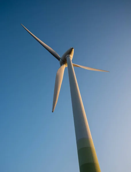 Wheel Rotated Wind Generate Electricity — Stock Photo, Image