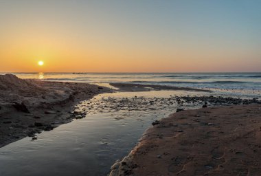 küçük Nehri'nin ağzında.