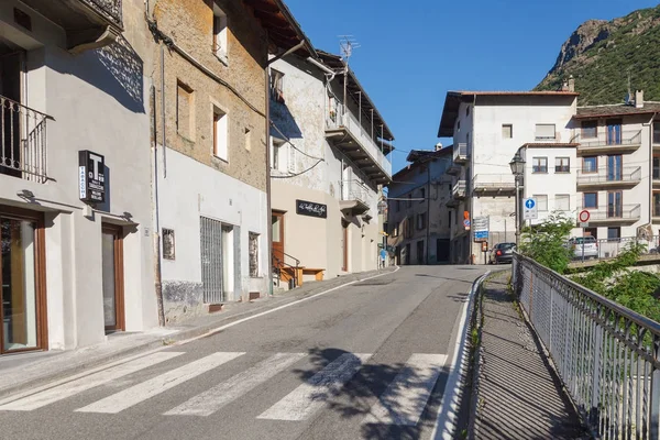 Strada di Chatillon in mattina . — Foto Stock