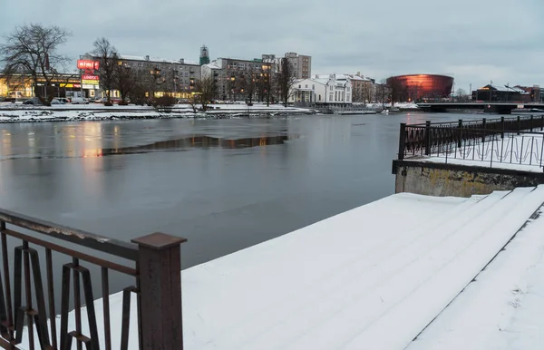 Met het oog op de kust van het kanaal. — Stockfoto