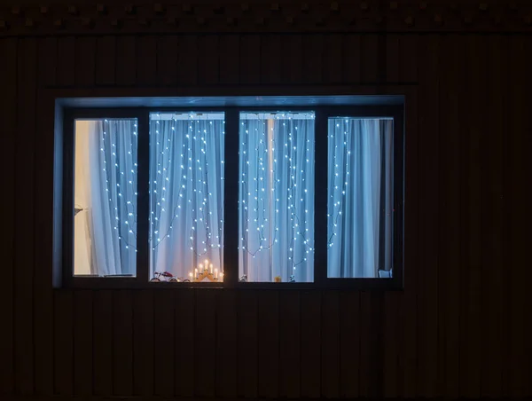 Fenster zur Weihnachtsdekoration. — Stockfoto