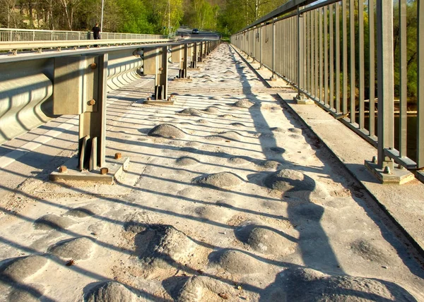 Problema Superficial Senda Peatonal Puente Sobre Río — Foto de Stock