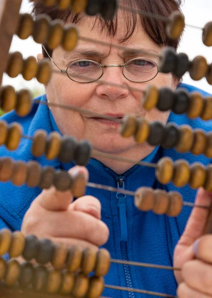 Bookkeeper Works Wooden Abacus — Stock Photo, Image