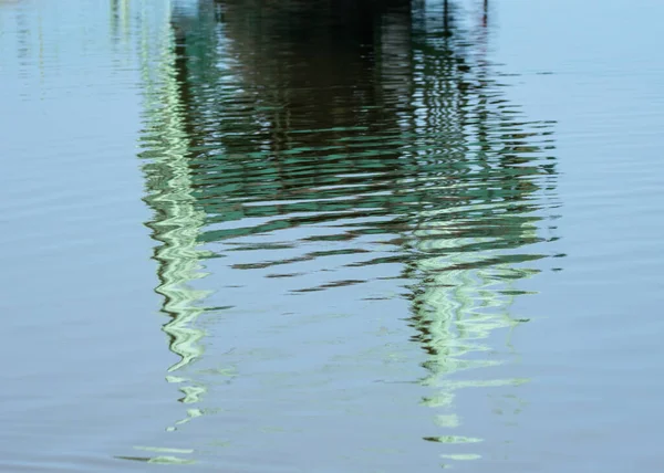 Reflexion Der Zugbrücke Wasser — Stockfoto