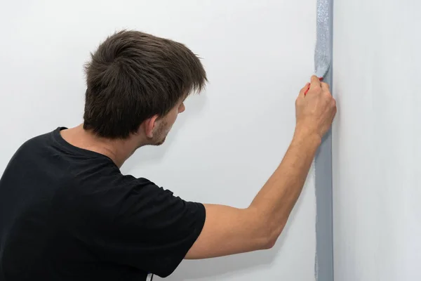 Professional Painter Restoring Wall — Stock Photo, Image