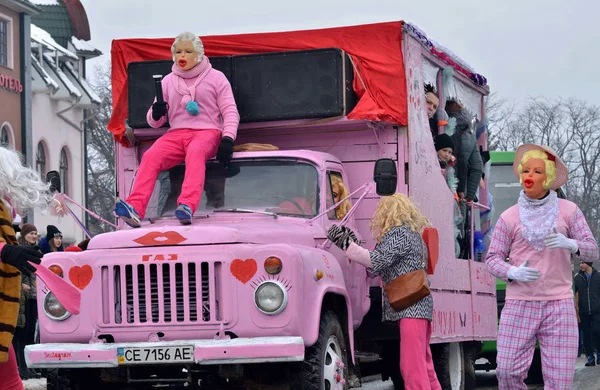 Vashkivtsi Bukovina Ukraine January 2019 Men Dressed Blondes Dancing Singing — Stock Photo, Image