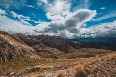 Karadağ, Milli Parkı Durmitor, dağlar ve bulutlar