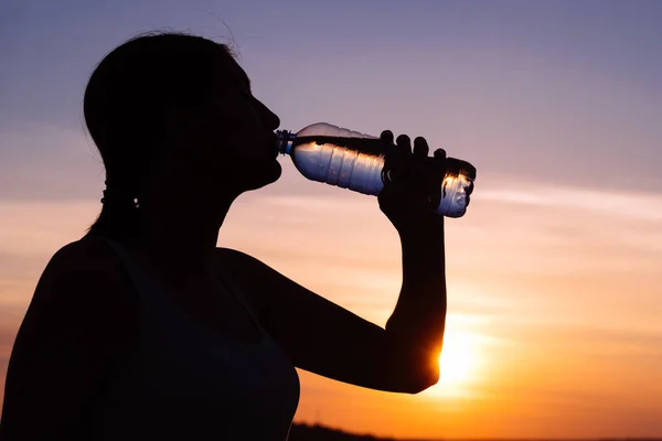 Rehydrate your body. — Stock Photo, Image