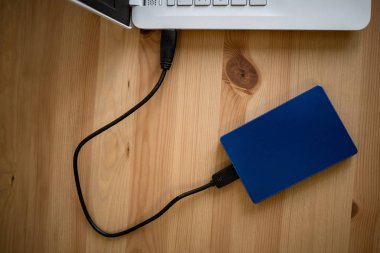 Fotoğrafçı masasında çalışma alanı. Minimal çalışma alanı