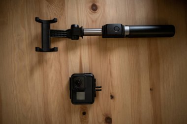 Bilgisayar kamerasının önünde hareket