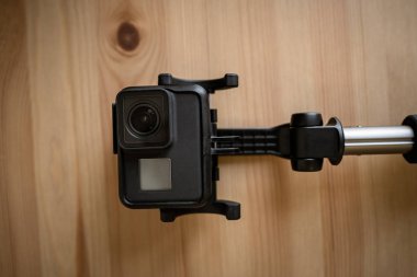 Bilgisayar kamerasının önünde hareket