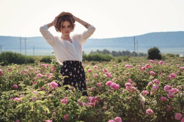Çiçek serisi, yaz kadını için boş zaman Provence