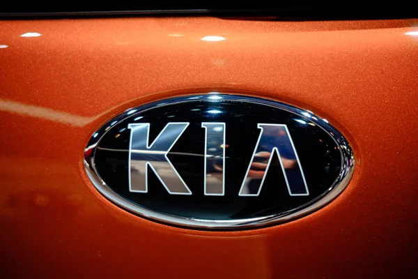 Moskova, 31 Eylül 2018: MMac 2018 üzerinde Otomotiv Fuarı stand yeni Kore Kia araba. Aile kişisel araçların otomobil gösterisi. Dünyanın son Otomotiv gelişmeler ve akımları