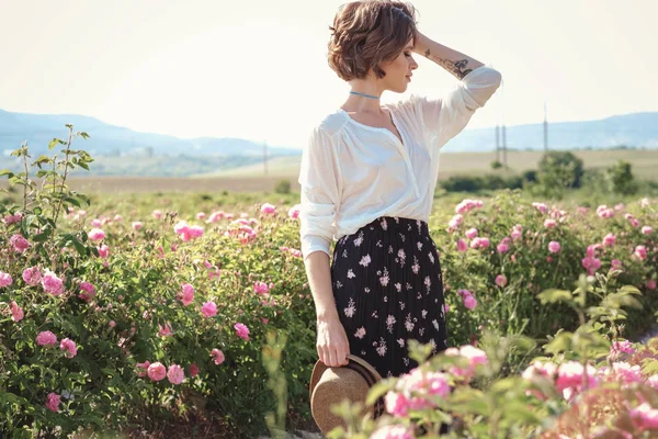 Çiçek serisi, yaz kadını için boş zaman Provence