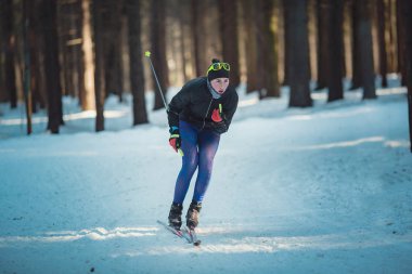Kros kayak kadın klasik nordic kros sk yapıyor