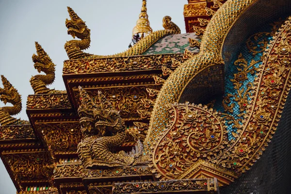 Gyönyörű Részletek Thai Képzőművészet Buddhista Templomban Gyönyörű Templom Közelében Chiang — Stock Fotó