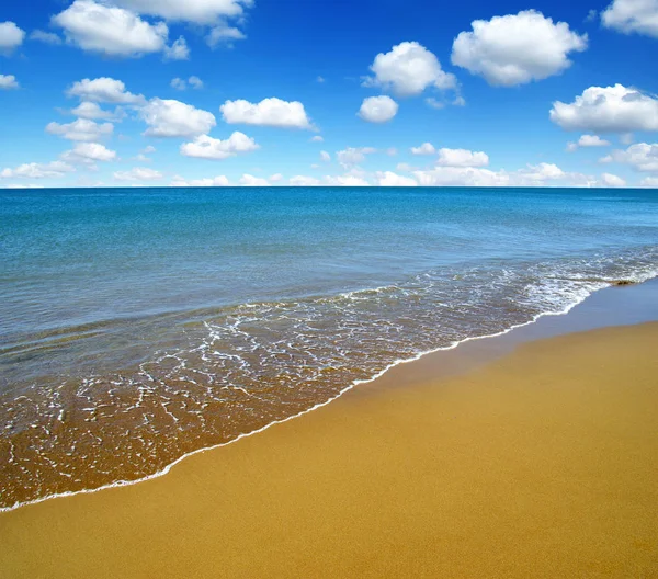 Playa Mar Cielo —  Fotos de Stock