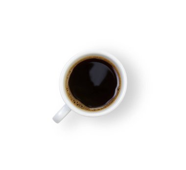 Beyaz üzerine izole edilmiş bir fincan kahve..