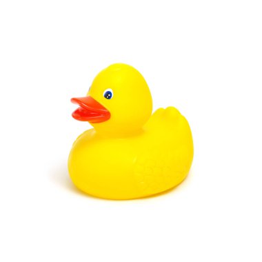 Sarı plastik ördek beyaz arkaplanda izole