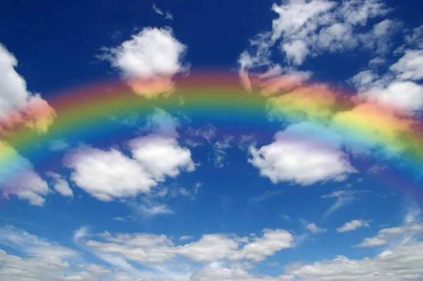 Arcobaleno Luminoso Nel Cielo — Foto Stock