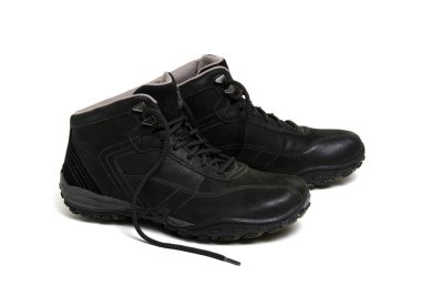 Beyaz bir arka plan üzerinde izole adamın boots siyah.