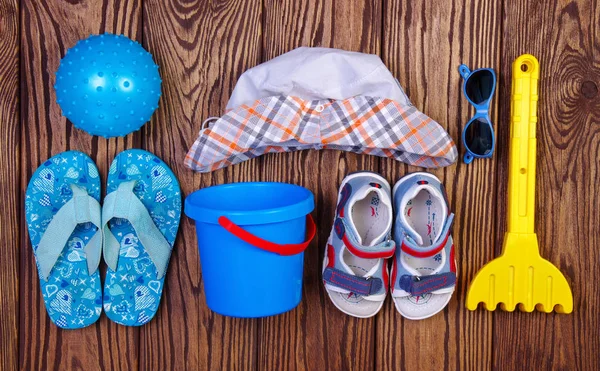 Accessoires Été Des Enfants Sur Fond Bois — Photo