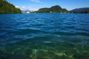 Manzara Gölü Bled ve dağlar. Slovenya, Avrupa.