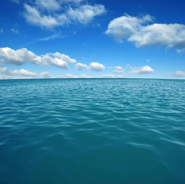 Superficie Azul Del Agua Mar Cielo —  Fotos de Stock