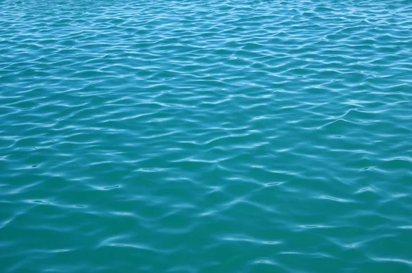 Blaue Meeresoberfläche Mit Wellen Hintergrund Wasser — Stockfoto
