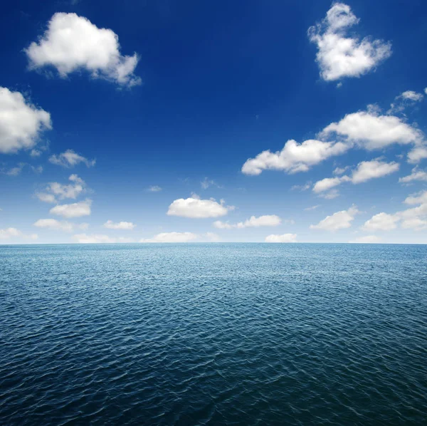 青い海水面 — ストック写真
