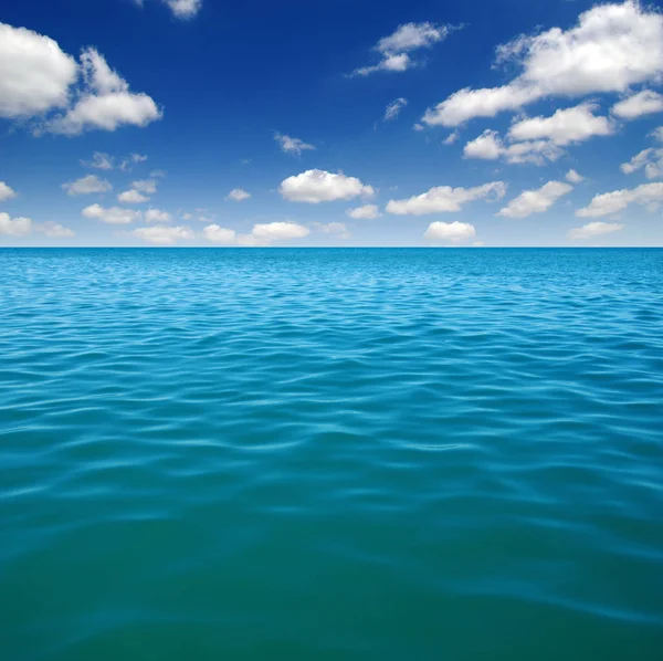 蓝色海面 — 图库照片