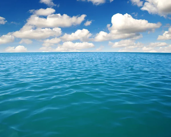 Blå havsvattenyta — Stockfoto