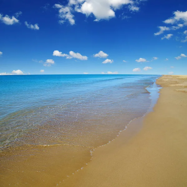 Gökyüzündeki Kumsal Deniz — Stok fotoğraf
