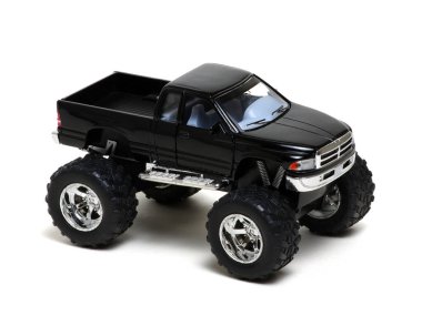 beyaz arkaplanda izole edilmiş oyuncak araba