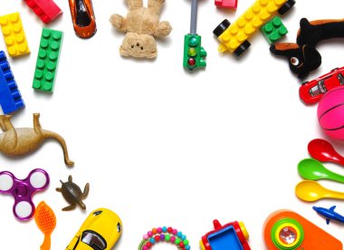 Çocuk oyuncakları arka plan ve renkli bloklar