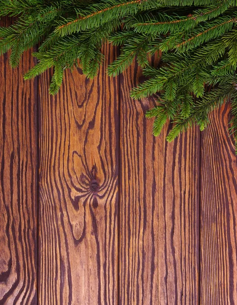 Noel ağacıyla ahşap arka plan. 