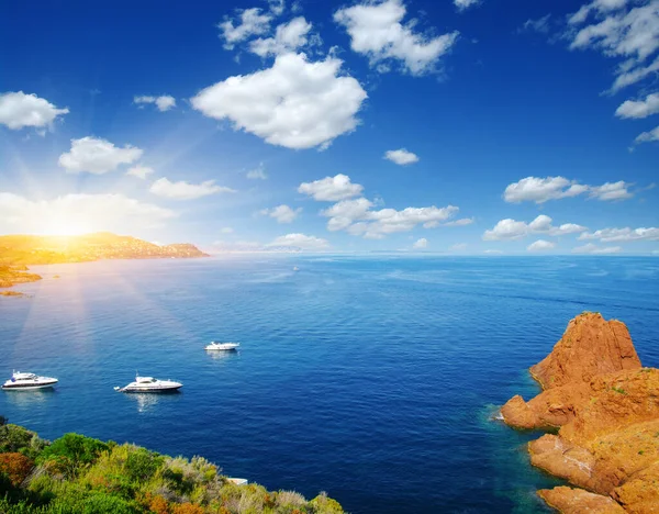 Морские Судовые Яхты Горизонте Красивый Летний Панорамный Морской Пейзаж — стоковое фото