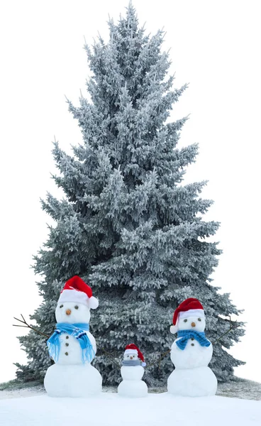 Árbol Navidad Nieve Aislado Sobre Fondo Blanco Con Muñecos Nieve — Foto de Stock