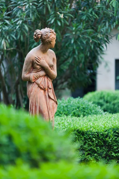 Statue in the garden. Upper town of Bergamo, Italy — Stock Photo, Image